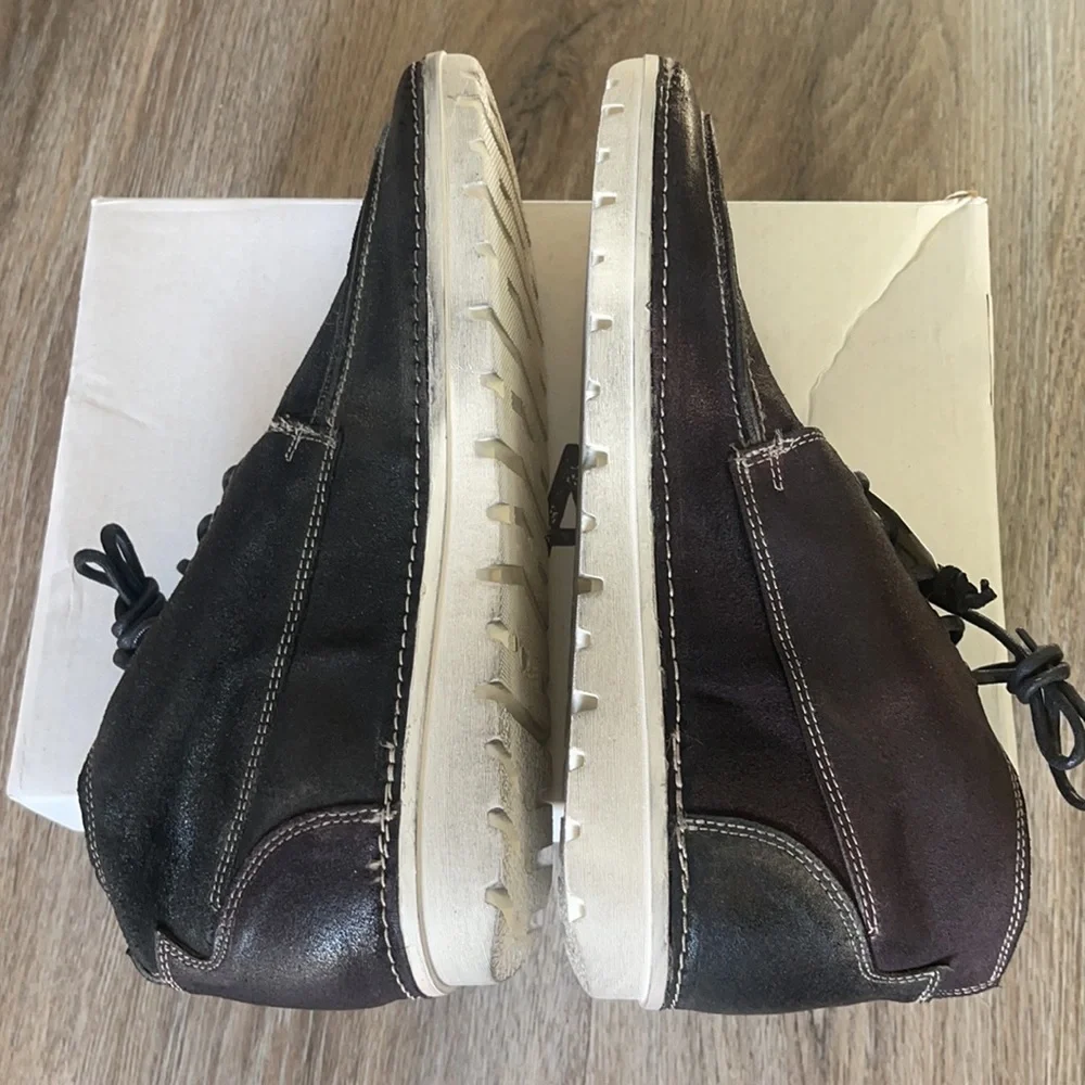 Roan by Bed | Stu “Tobias” Black Oiled Suede Chukka Boot Size 11